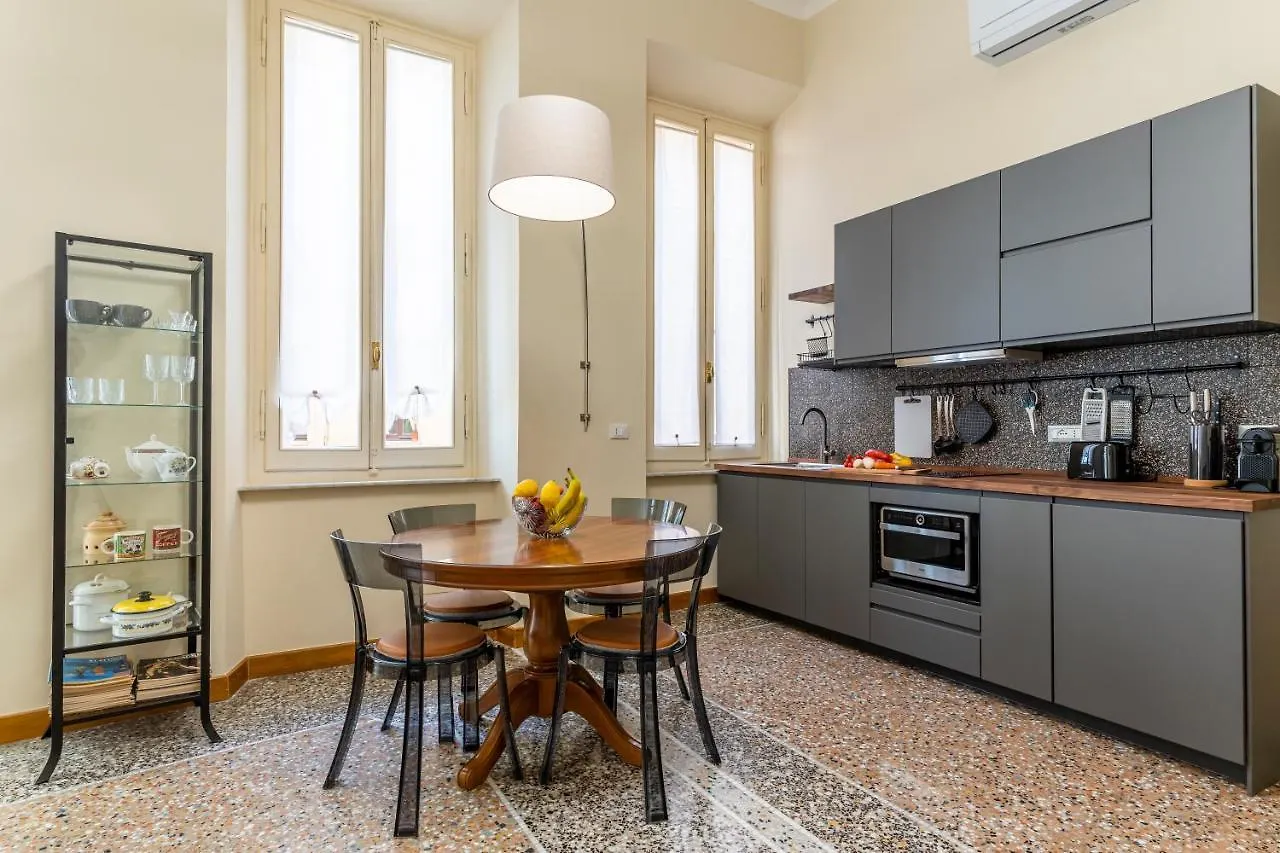 Livorno Central Flat-2 Min Walk The Cathedral! 0*,