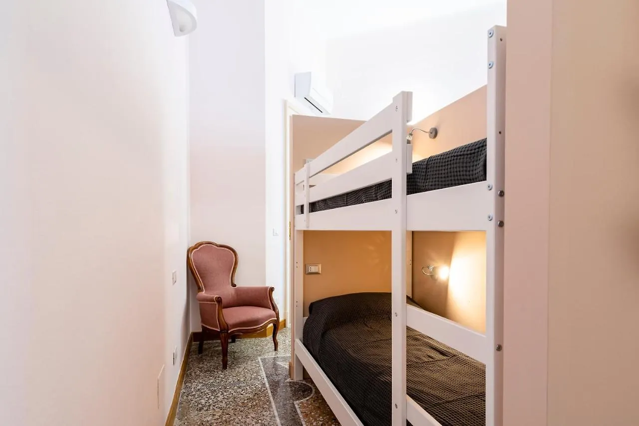 Apartment Livorno Central Flat-2 Min Walk The Cathedral!